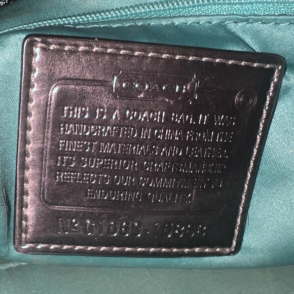 Coach poppy patent leather satchel - Picture 3 of 5